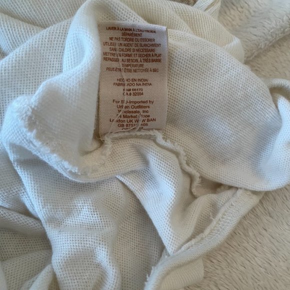 White off the shoulder free people top with flower detail - Picture 7 of 11